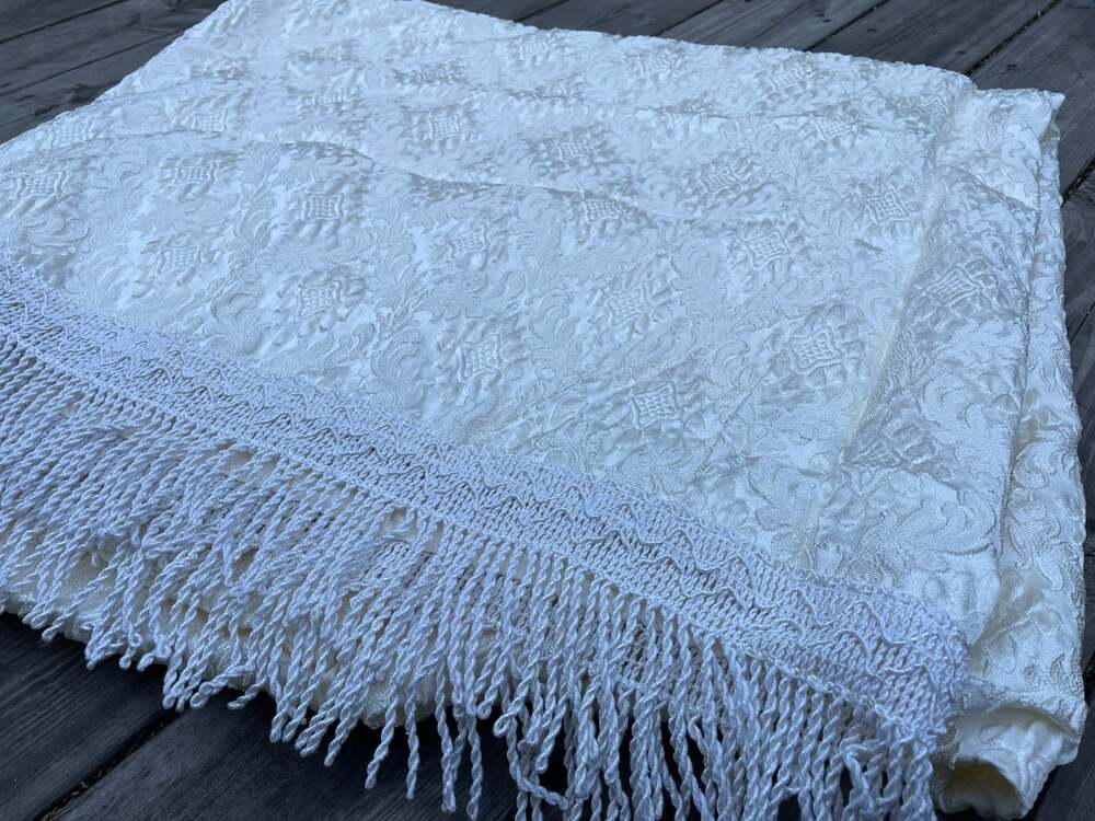 Vintage 1954 Made in Italy Cotton Silk White Floral Bedspread Fringe Queen